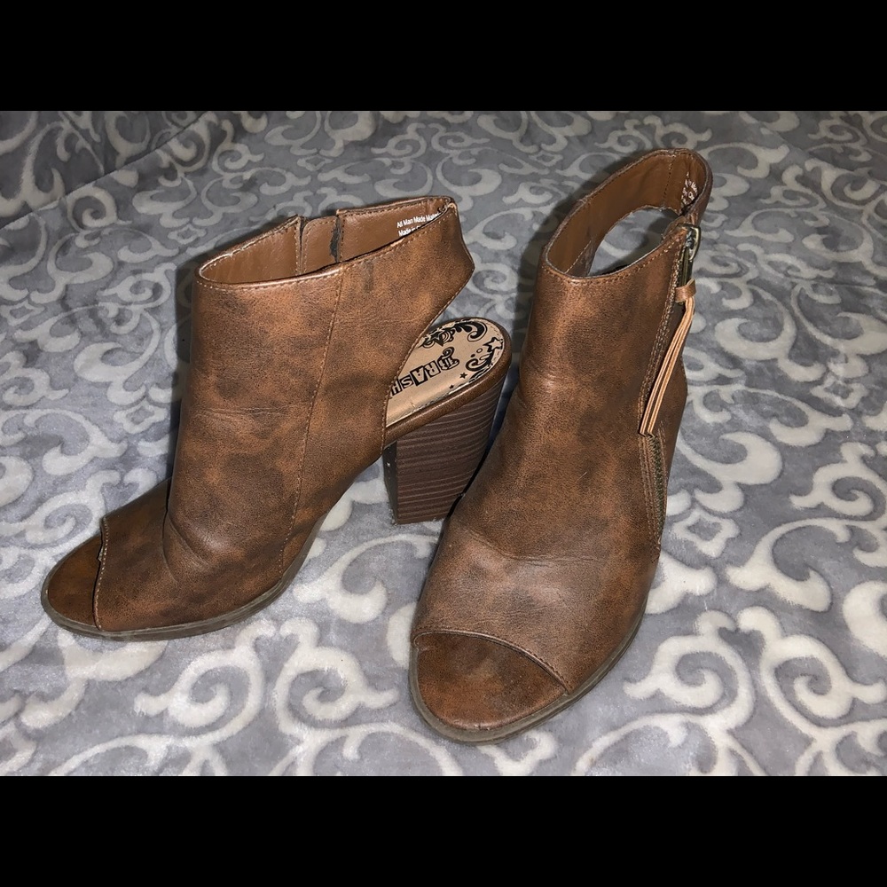 Brash heels